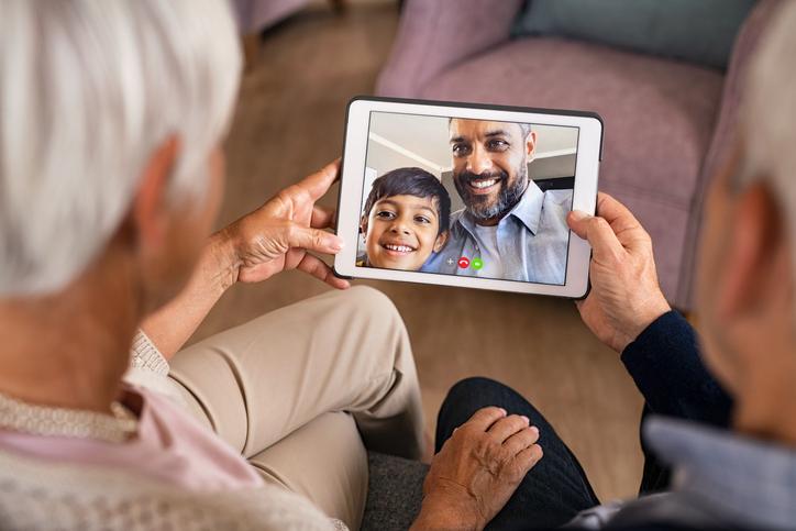 Grandparenting in the Digital Age: Staying Connected with Family
